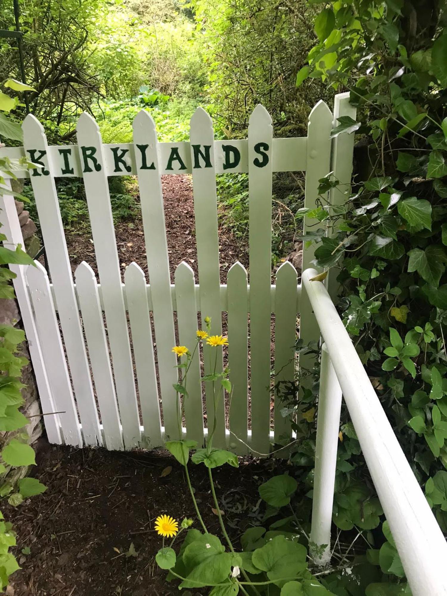 Organic Welltree Bed & Breakfast Saint Martins  Exterior photo